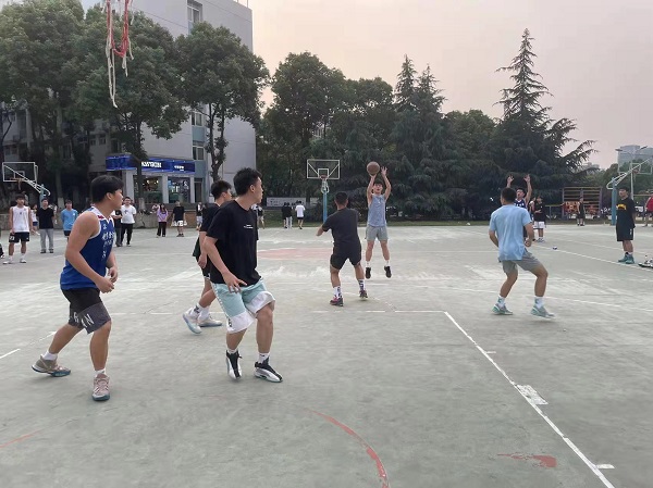 1653984875859559.jpg f9b0068b39caad90f81e7819bb0eebc.jpg