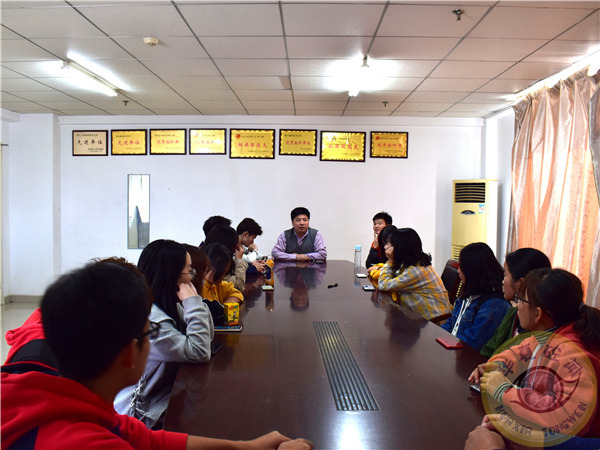 1541155558120919.jpg 2018宣传交流会1_看图王.jpg