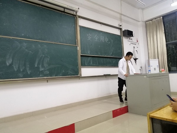 1604240264272132.jpg A6D08DE3B1A060553E4D1016FE6A97B0.jpg