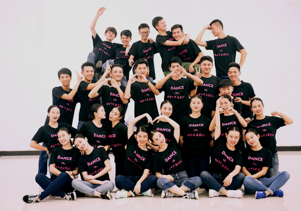 1480643624579207.jpg IMG_6708.JPG