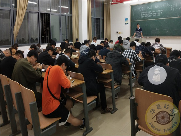 1541432264645476.jpg F03C1EC7B9C0827D8F77915EDDCB8303.jpg