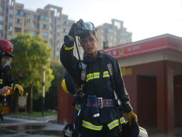 1556077913619528.png 鍥剧墖1.png