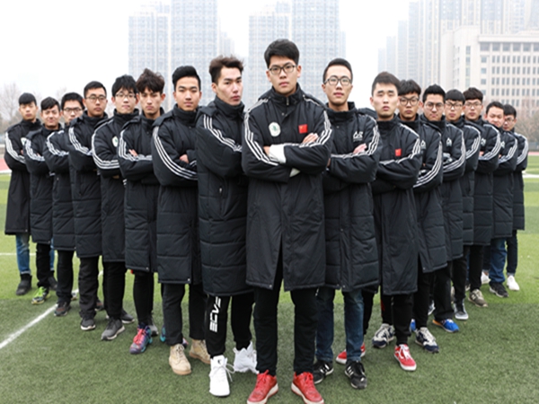 1516943081528817.jpg 赛艇队.jpg