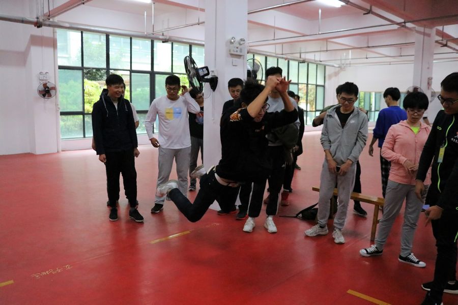 1540051420123083.jpg nEO_IMG_mmexport1540050531797.jpg