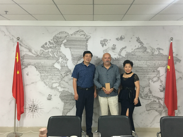 1531106918604596.jpg 威尔士三一圣大卫大学IMG_5510_meitu_1.jpg