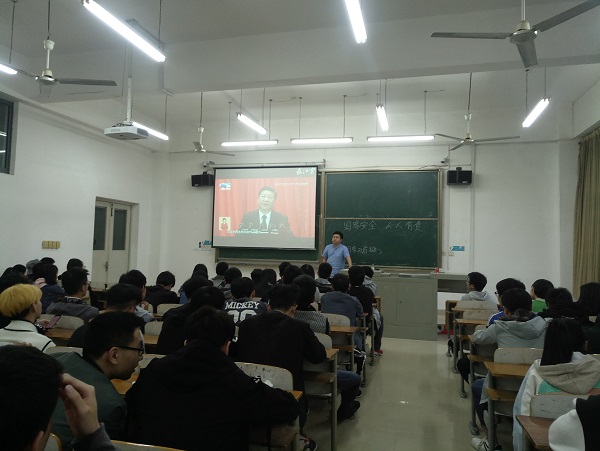 1523847508770268.jpg 77004E522C946BA269A83A1F32761EAF.jpg