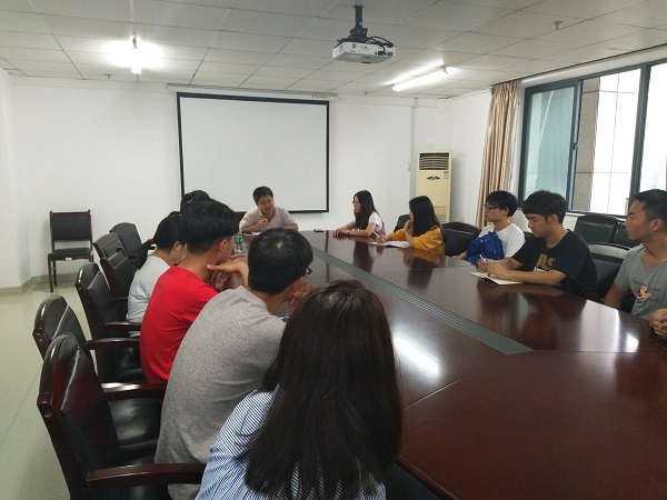 1527741489416074.jpg C1BBF77419E5395C506FDCB9058EC21A.jpg