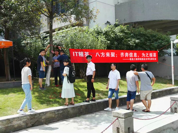 1505791379134482.jpg 1505789796651.jpg