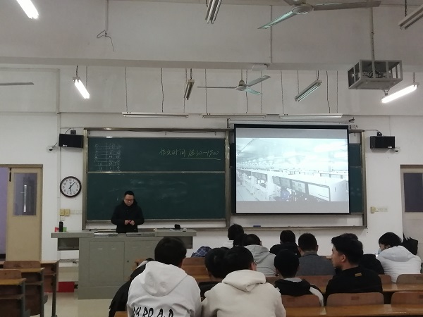 1606210084139689.jpg F6C56DB413125D80631E3C8063139828.jpg