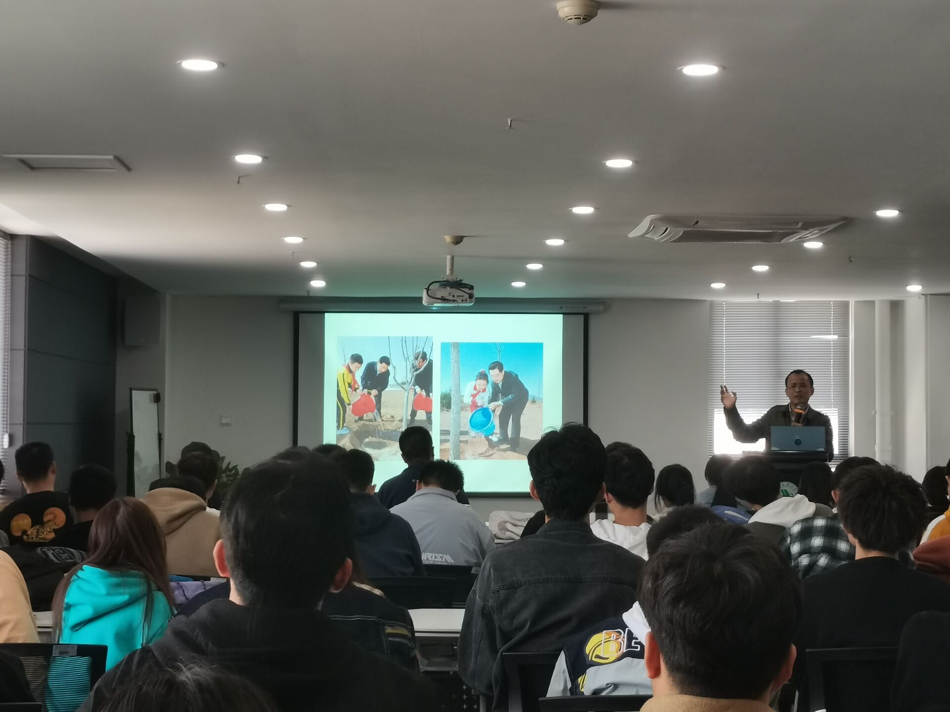 1635216529112213.jpg 1635216529112213.jpg