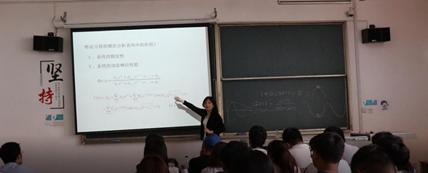 1525348530333496.jpg 4P@@G%0XM8R2ZHG`GGK[2PX.jpg