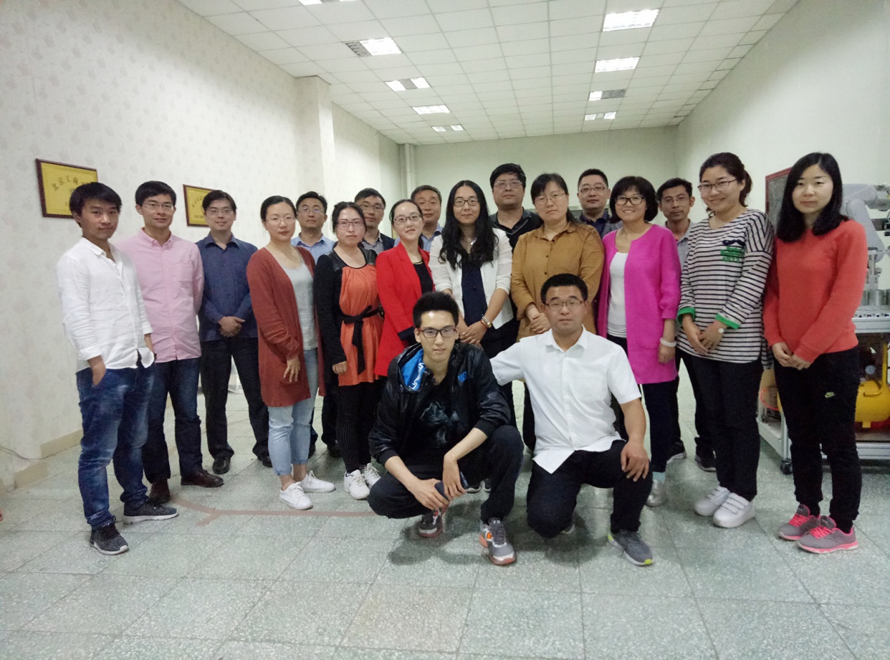 1494386096623272.jpg 机器人培训3.jpg