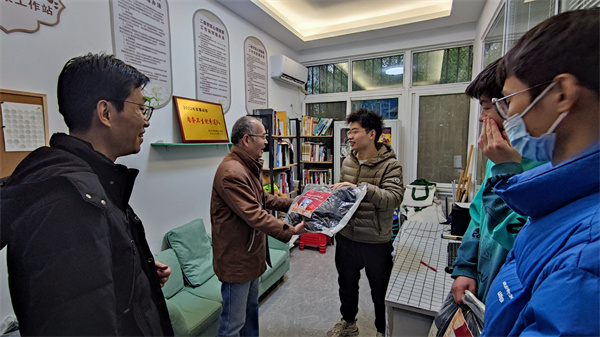 1670501661955994.jpg 涓佹牎闀挎叞闂