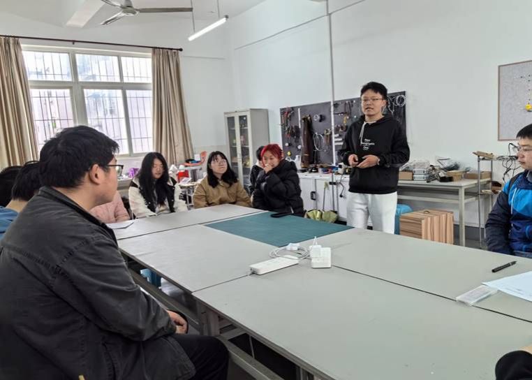 8f1f7abf786bd8d7423e336566ec4b0