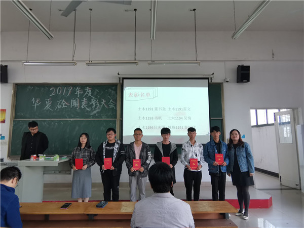 4B4DA9F77E27F716CABBE5E151CA2D9B - 副本.jpg