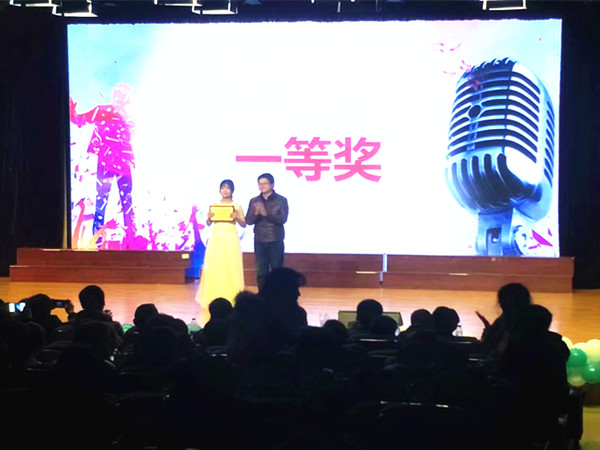 1512895182176129.jpg 1512893153868.jpg