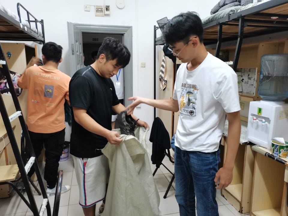 1632819758128411.jpg 1632819758128411.jpg