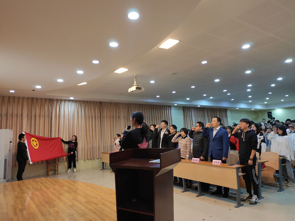 1572528037122726.jpg E306A3E930C6042841AF570B36086B16.JPG