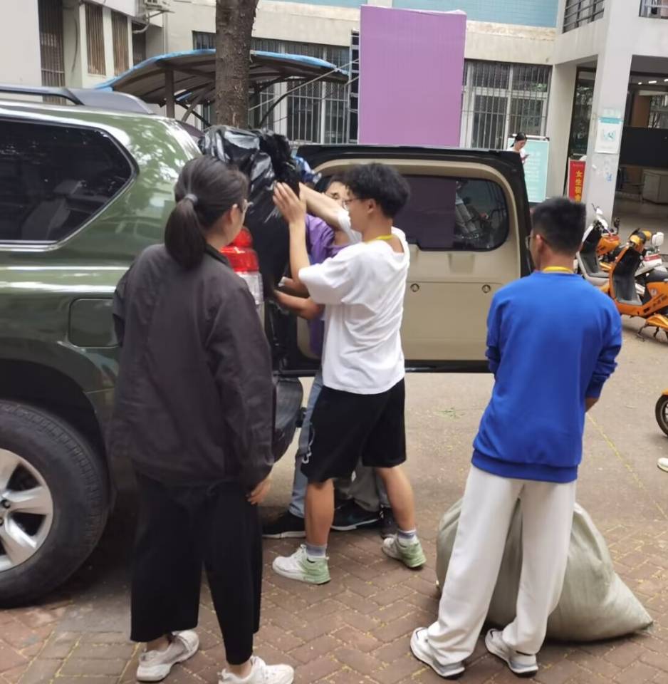 1663681826129194.jpg 1663681826129194.jpg