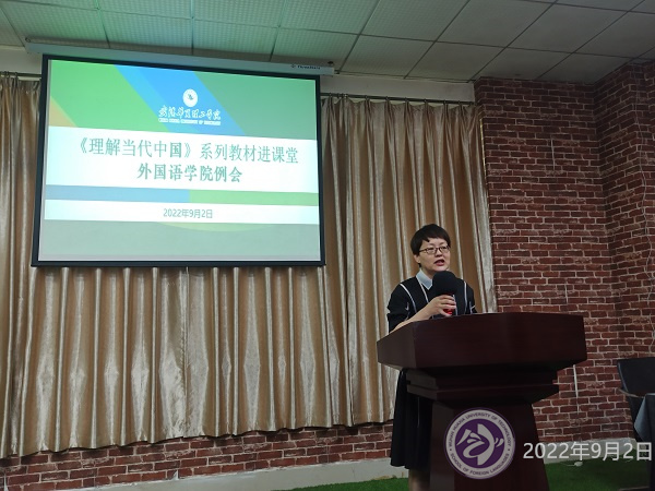 涓夎繘.jpg