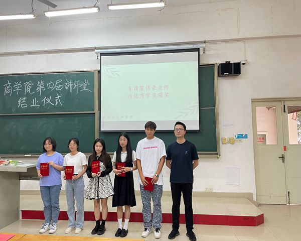 1653799350293950.jpg qu.jpg