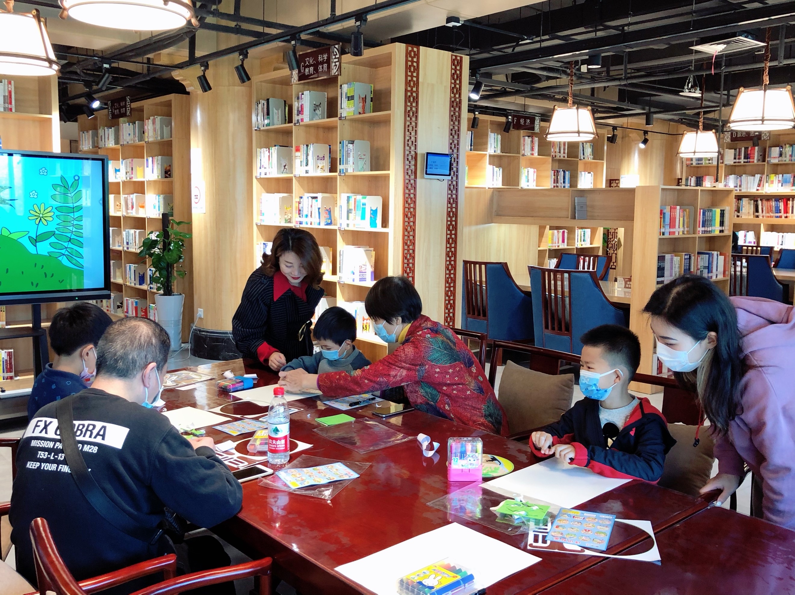 1636456700976132.jpg 122.jpg