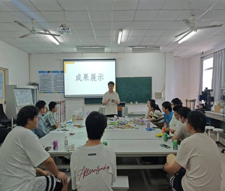 2AF83A91ADDA4B756E1B3359ABA62FB4