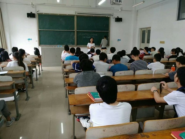 1506522432243559.jpg 老师2.jpg