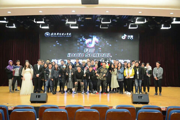 1514442338397441.jpg 7017788F63C0532F1201E803582F44E7.jpg