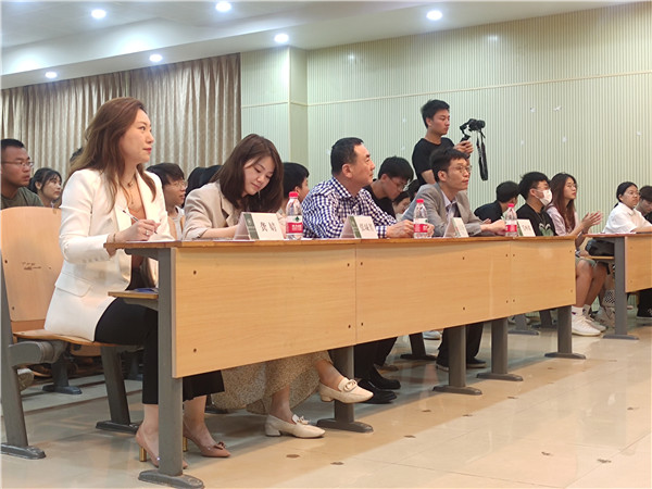 1621836928700815.jpg B5BB8F0B8F7B727A8F0830D840A7AC98.jpg