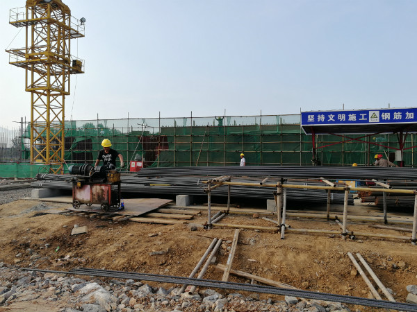 我院实践队赴荆门了解基层建筑工人情况 (2).jpg