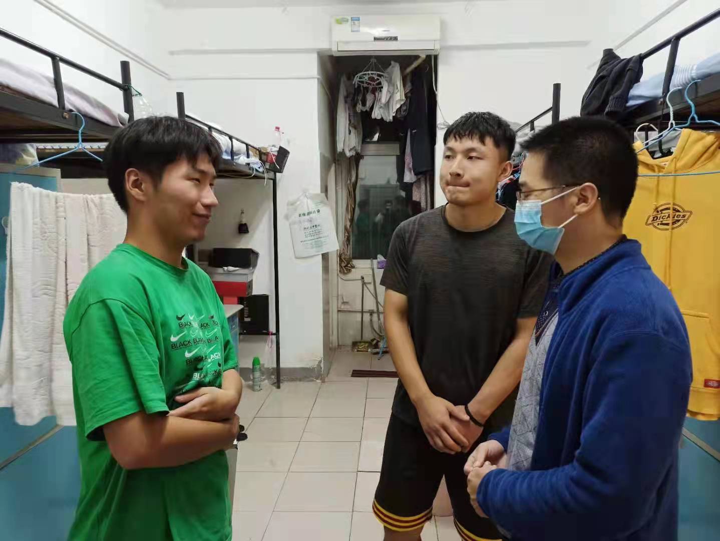 1635849705423992.jpg 1635849705423992.jpg