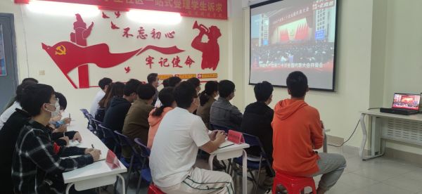 1666238727385779.jpg 039BDF721AA82D3383D85A11D3F52571.jpg