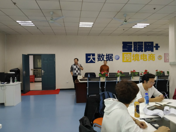 1571623489129512.jpg 我院华夏建规工作室进行主题教育学习活动 (2).jpg