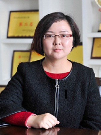 李琼