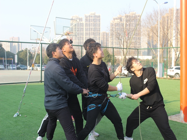 1640925970371837.jpg 淇濇姢.jpg