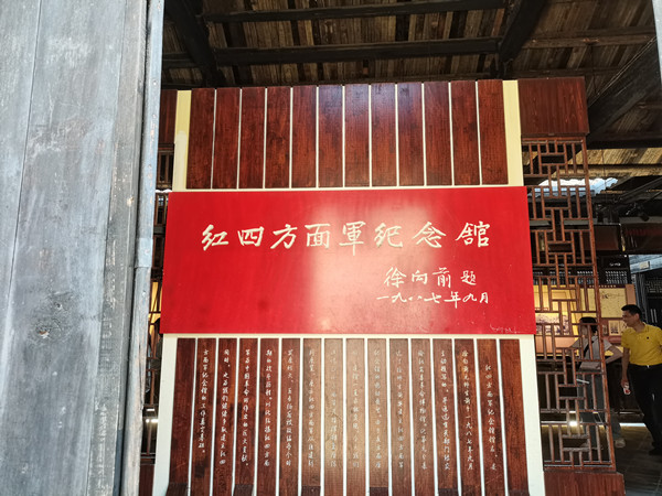 1660266996105871.jpg 2.jpg