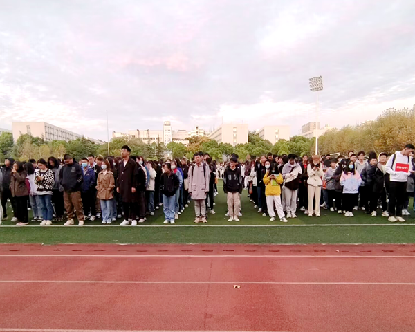 QQ鍥剧墖20221011180345.png