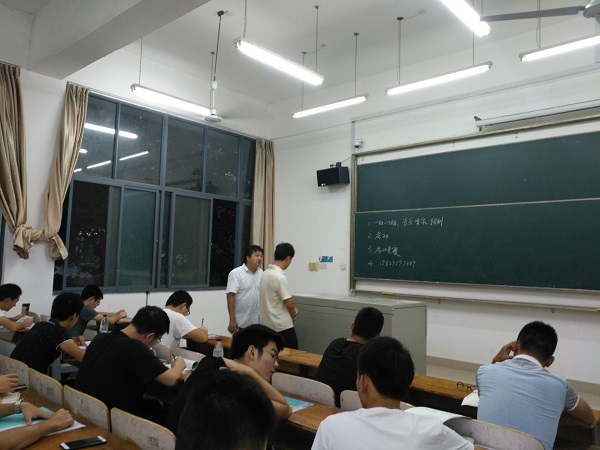 1505799877625725.jpg 00.jpg