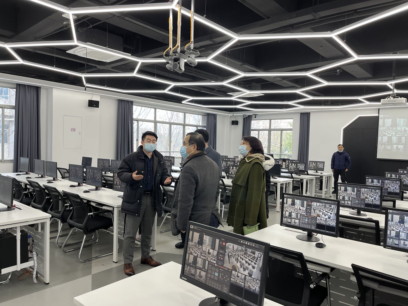 1642755812133364.jpg 1642755812133364.jpg