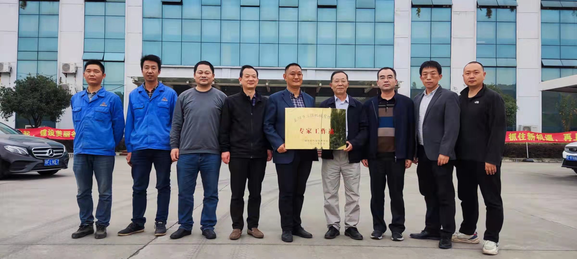 1636102058170750.jpg 1636102058170750.jpg