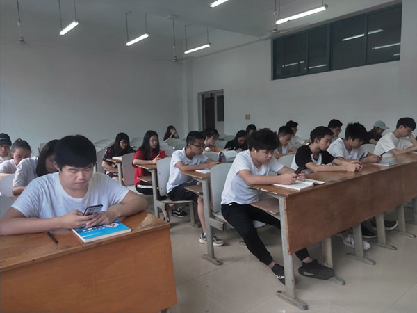 1570606567922601.jpg 五四1_副本.jpg