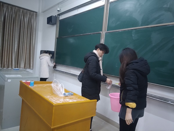 1544795736831244.jpg 09090.jpg