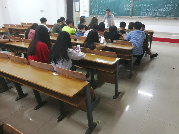 活力团支部动员大会顺利召开 (2).jpg