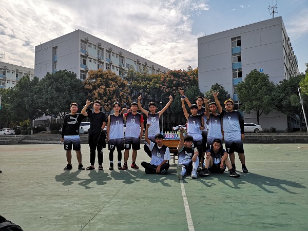 1541001078108663.jpg 3C1F0149DE7BA08FE4D5D1512349CEC6.jpg