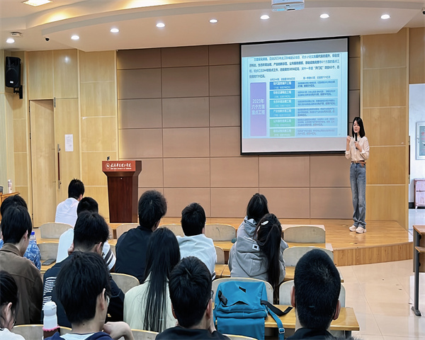 1681192907846219.jpg 寰