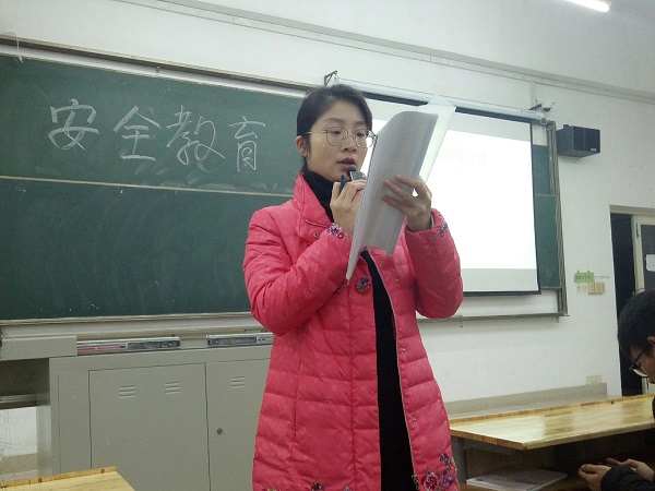 1545053385202679.jpg FECA4C788CCA7BD541FC7A532B971D81.jpg