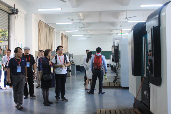 1539223260632610.jpg 1538385012625165.jpg