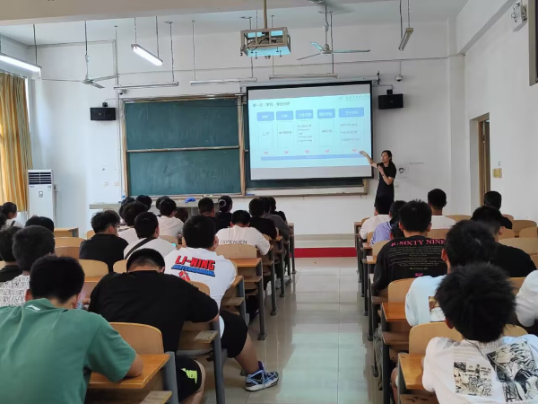 3C2500FDAB55C2D529A15C989F713E14 (1).jpg