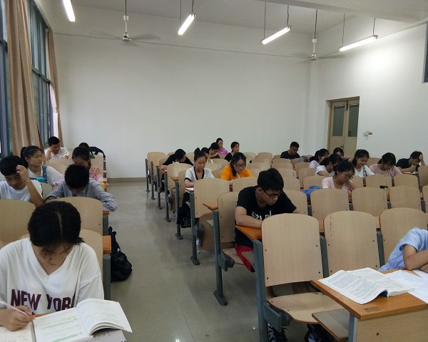 1526345848340338.jpg B05A6769E5353FF205719B227DC50178.jpg